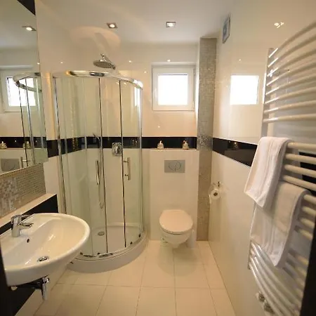 Gloria 3* Tychy